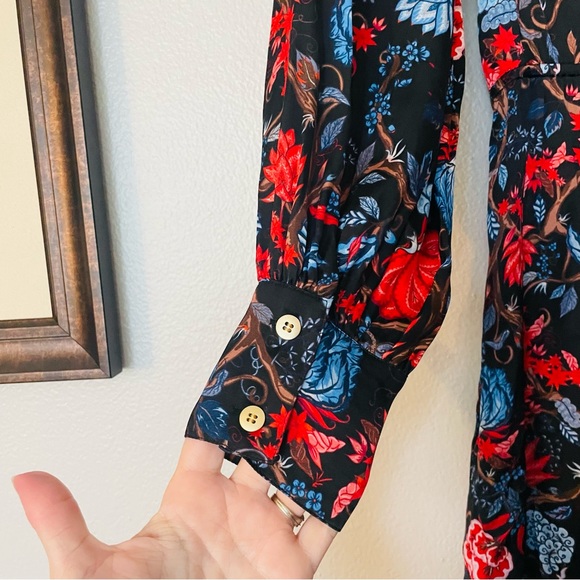 NWT Chloe Kristyn Fallon Black/Red/Blue Floral Dress Size Small - Picture 14 of 16